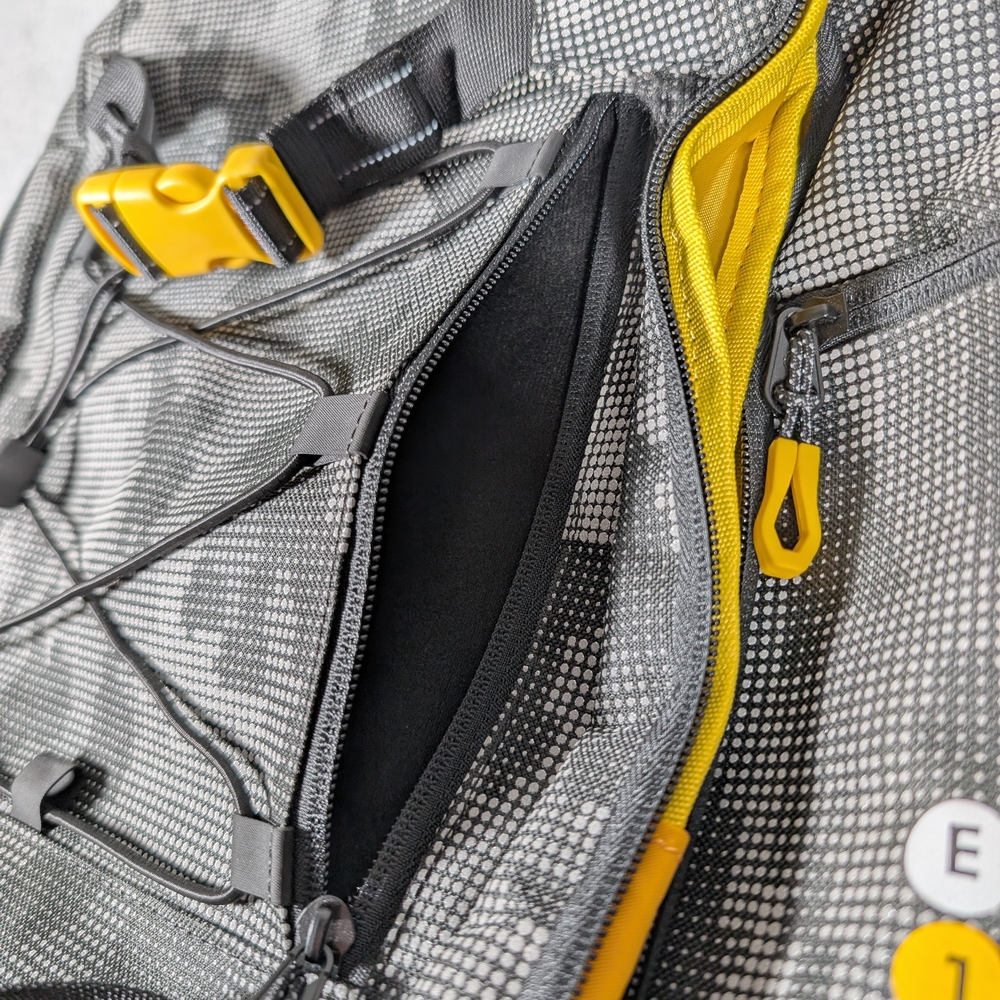 Element‎ Backpack Skateboard Camo and Gray with Yellow Accents Reflective - Picture 12 of 13